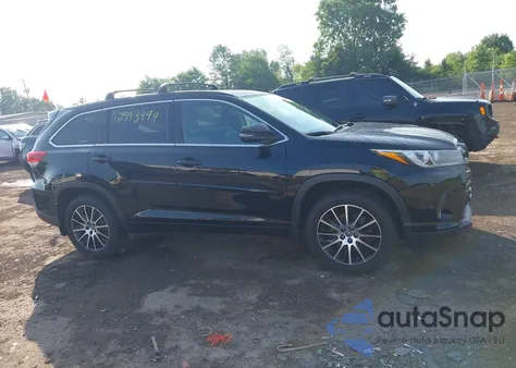 2018 Toyota Highlander Se z USA, uszkodzony, nr VIN 5TDJZRFH7JS868717